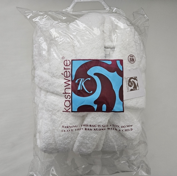 Kashwére Adult Robe - Signature Shawl Collar - Chenilla Classic, Size S/M, NWOT - Picture 5 of 5